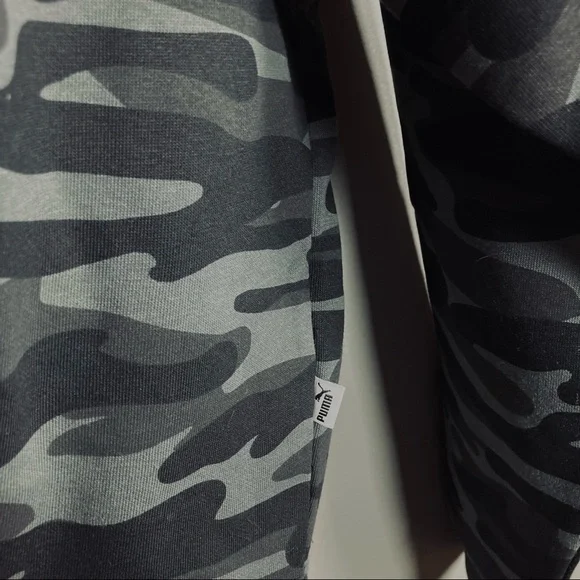 NWT Puma Logo Hoodie Grey Camo Small cotton blend - Picture 9 of 10